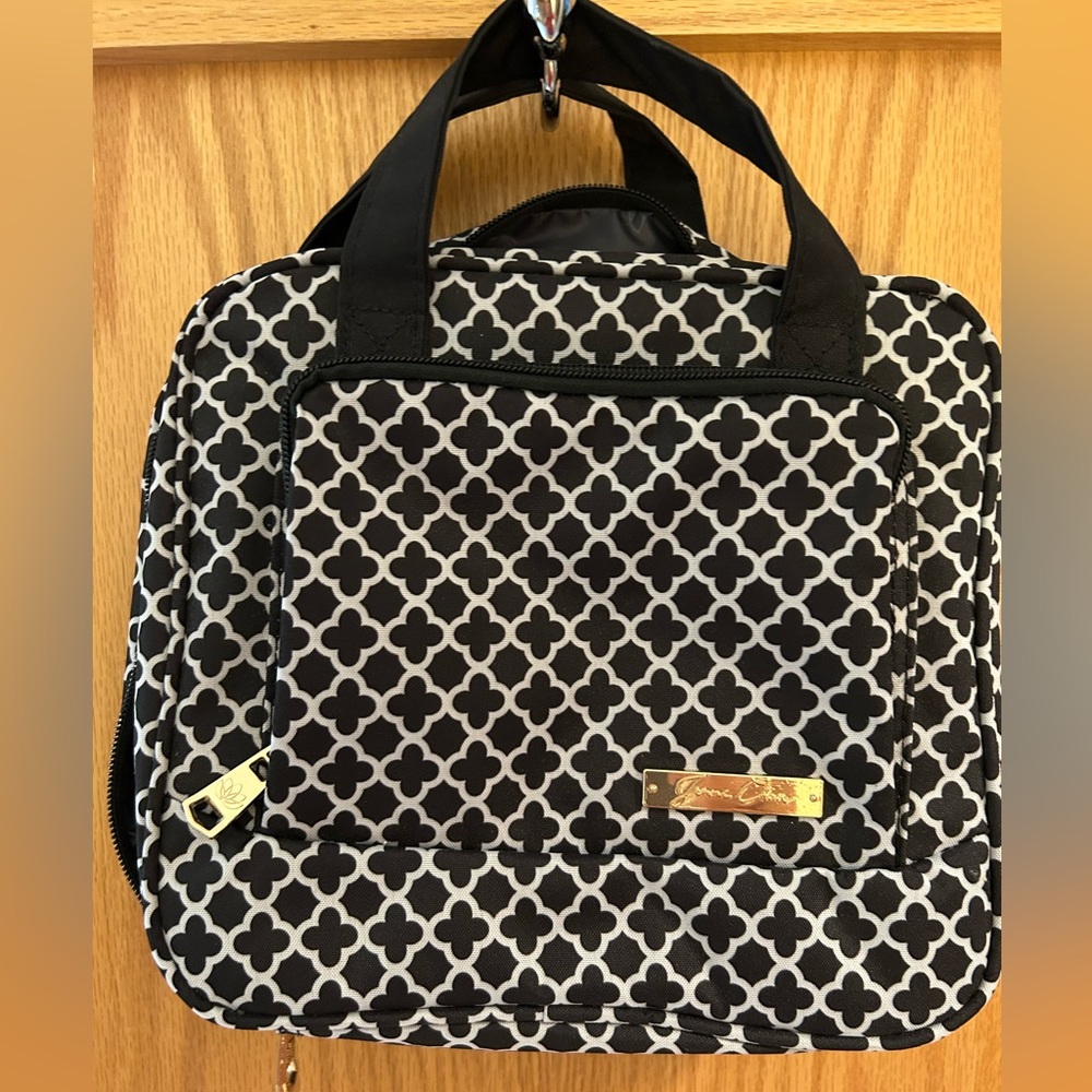 Toiletry kit